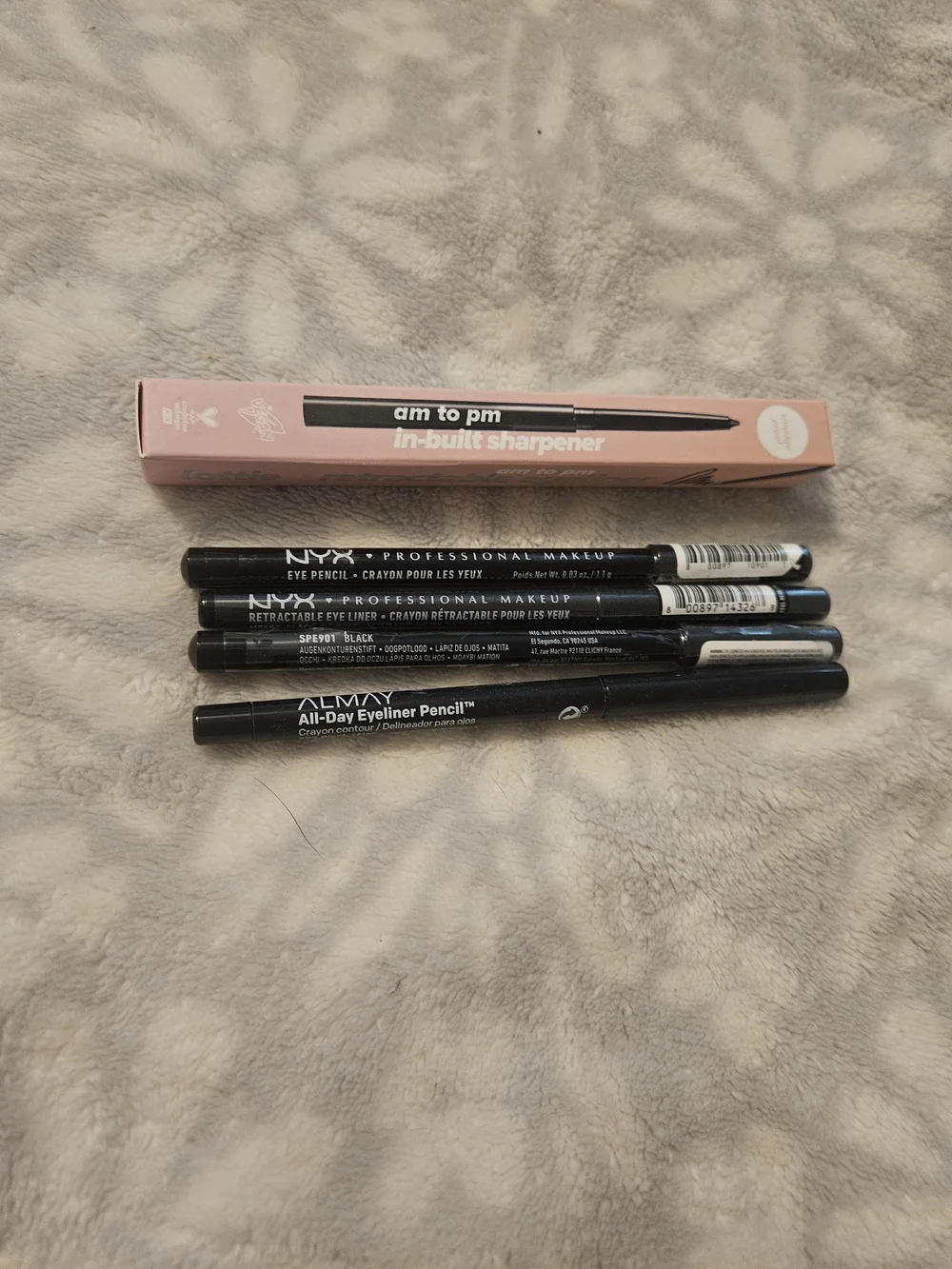 Black Eye Liner Pencils